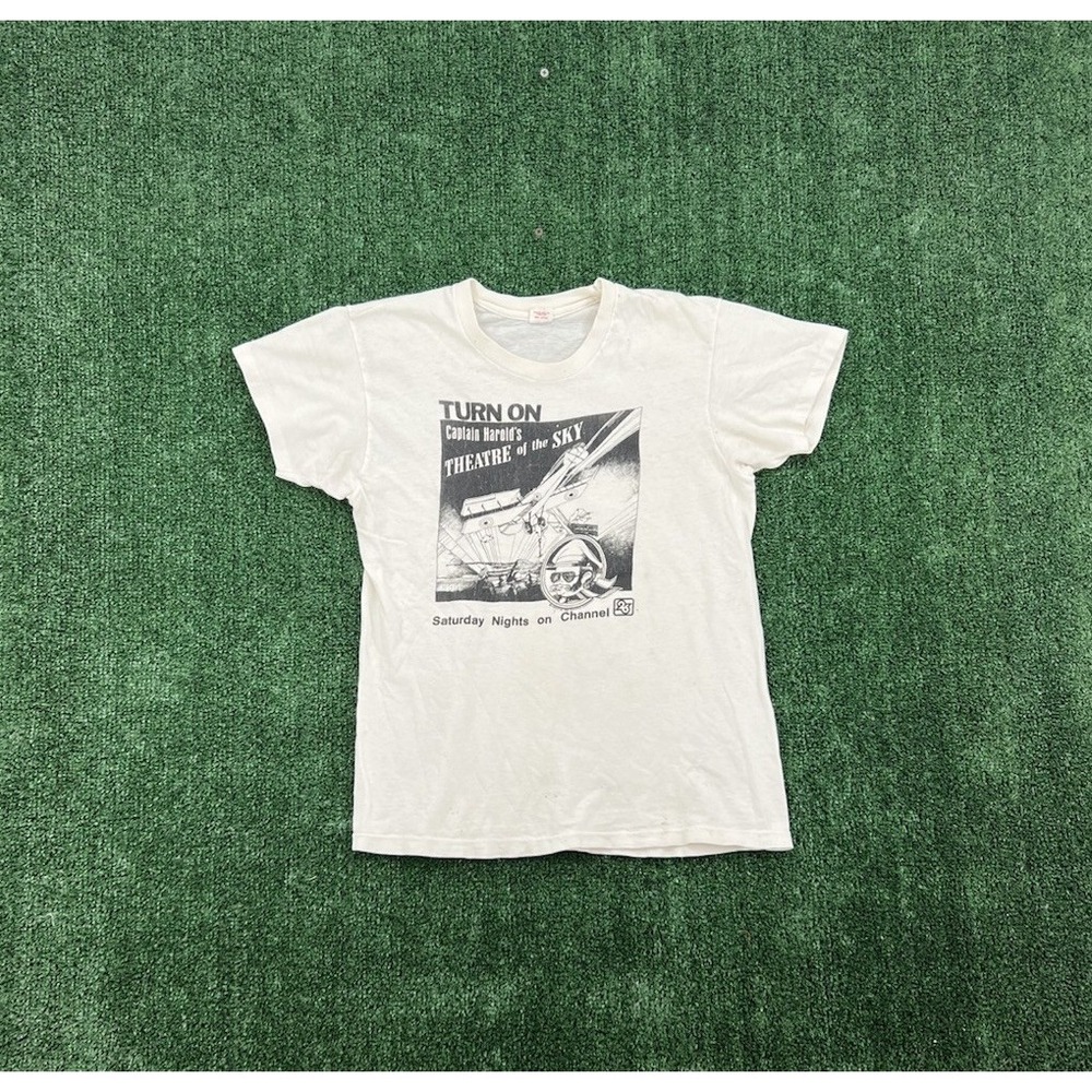 Vintage 80s/90s  Captain Harold's Theater of the Sky T-Shirt Mens Medium